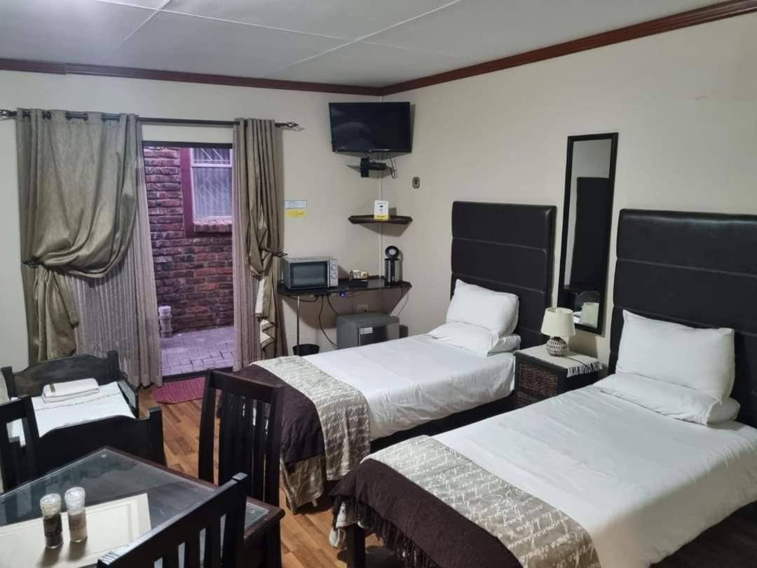 7A Jameson Guesthouse 金伯利 客房 照片
