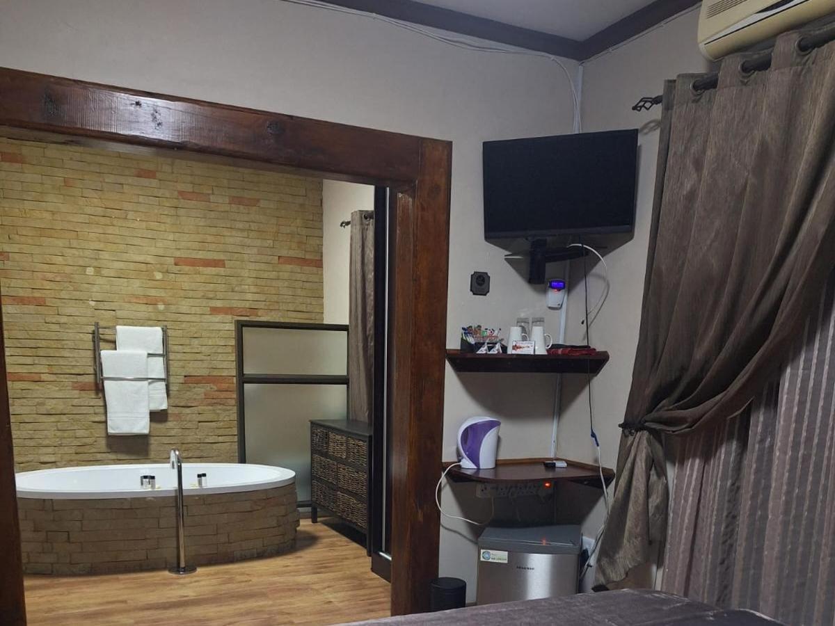7A Jameson Guesthouse 金伯利 客房 照片